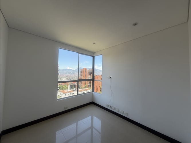 Apartamento de 3 alcobas en venta en Los Parra, Medellín, 162 m² · foto 13 de 17