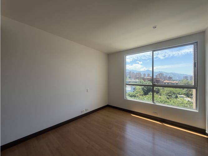 Apartamento de 3 alcobas en venta en Los Parra, Medellín, 162 m² · foto 15 de 17