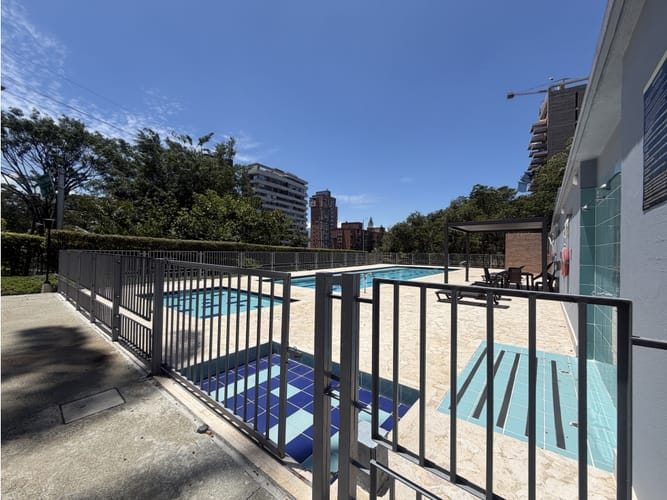 Apartamento de 3 alcobas en venta en Los Parra, Medellín, 162 m² · foto 16 de 17