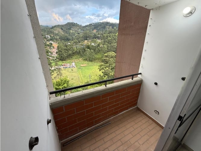 Apartamento de 2 alcobas en venta en La Tablaza, La Estrella, 42 m² · foto 4 de 12