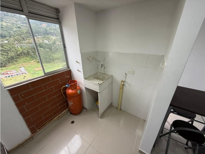 Apartamento de 2 alcobas en venta en La Tablaza, La Estrella, 42 m² · foto 7 de 12
