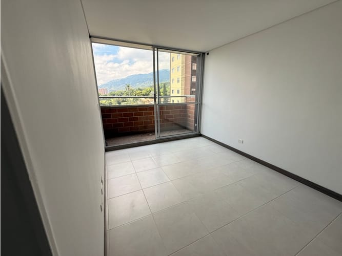 Apartamento de 3 alcobas en arriendo en Entreamigos, La Estrella, 69 m² · foto 9 de 20