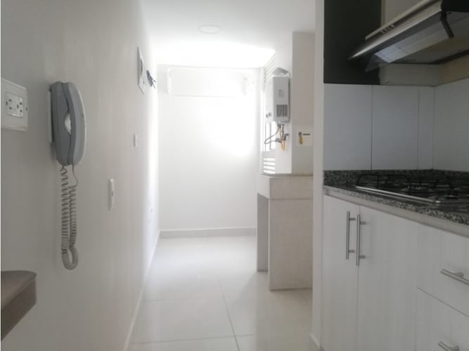 Apartamento de 3 alcobas en venta en Asdesillas, Sabaneta, 78 m² · foto 2 de 10