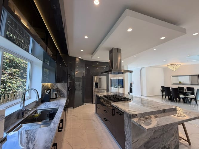 Casa de 5 alcobas en venta en Mampuesto, Rionegro, 390 m² · foto 4 de 20
