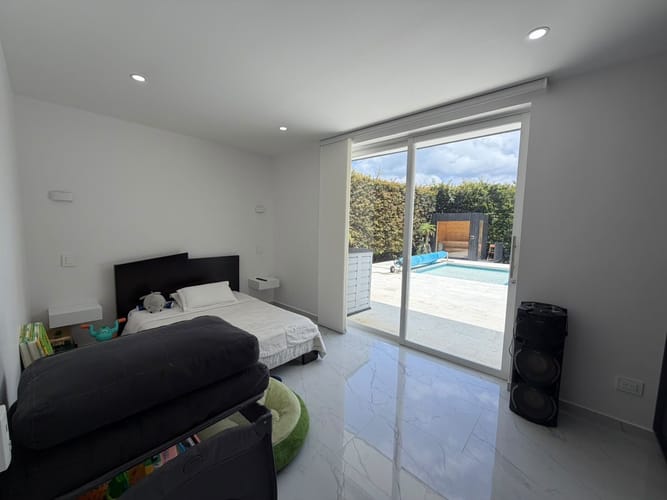 Casa de 5 alcobas en venta en Mampuesto, Rionegro, 390 m² · foto 8 de 20