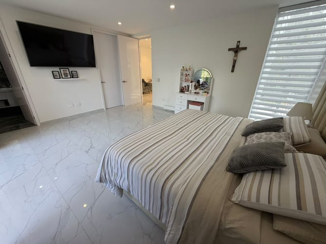 Casa de 5 alcobas en venta en Mampuesto, Rionegro, 390 m² · foto 11 de 20
