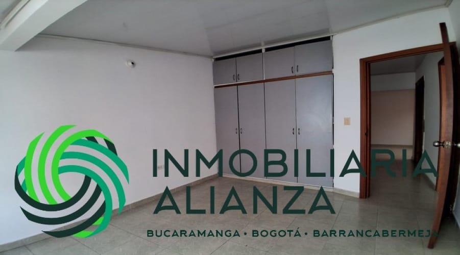 Casa de 4 alcobas en venta en Chacarita Sector Ii, Piedecuesta, 80 m² · foto 13 de 24