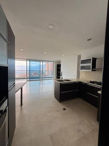 Apartamento de 3 alcobas en arriendo en Aves Maria, Bogotá, 136 m² · foto 3 de 12