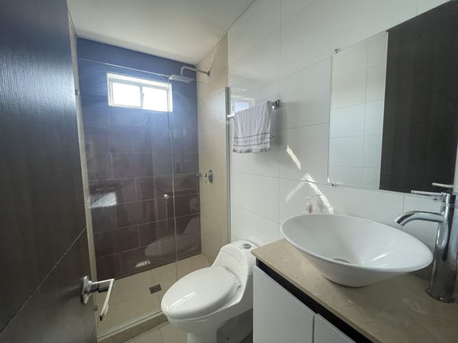 Apartamento de 2 alcobas en venta en Altos Del Prado, Barranquilla, 80 m² · foto 8 de 10
