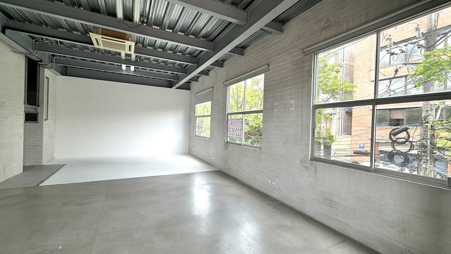 Bodega en arriendo en San Pablo, Medellín, 72 m² · foto 2 de 9