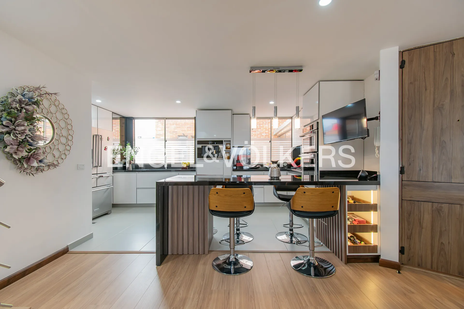 Apartamento en venta en Contador, Bogotá · foto 4 de 19