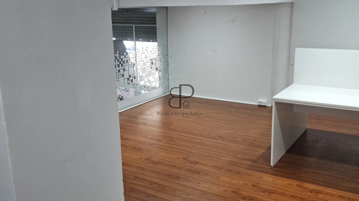 Alquiler Local Comercial 80m2 Centro · Foto 12