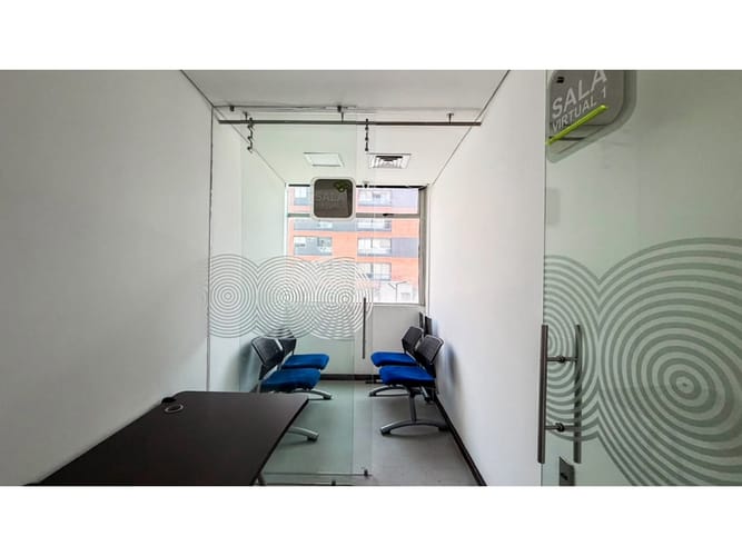 Oficina en arriendo en El Poblado, Medellín, 509 m² · foto 12 de 24