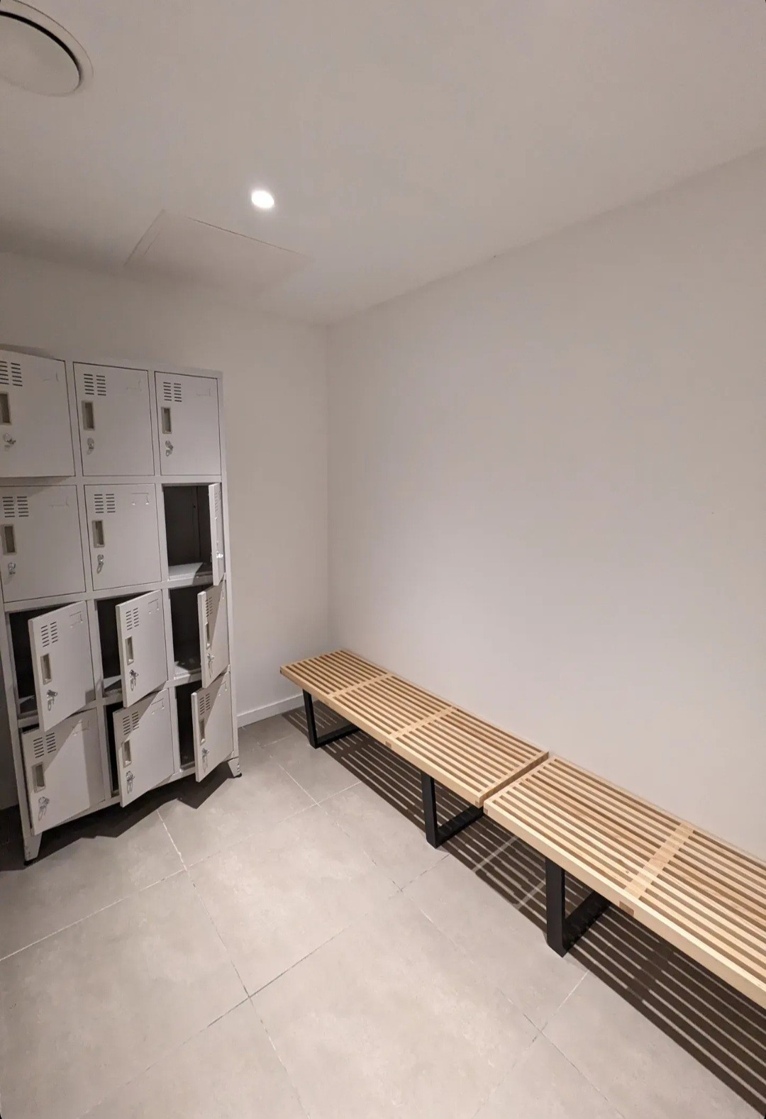 Exclusivo monoambiente de lujo en alquiler con impresionante patio privado, en edificio con amenities 5 estrellas. · Foto 11