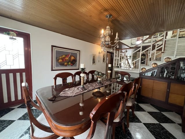 Casa de 5 alcobas en venta en Balcones Del Salitre, Bogotá, 350 m² · foto 4 de 24