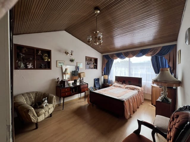 Casa de 5 alcobas en venta en Balcones Del Salitre, Bogotá, 350 m² · foto 22 de 24