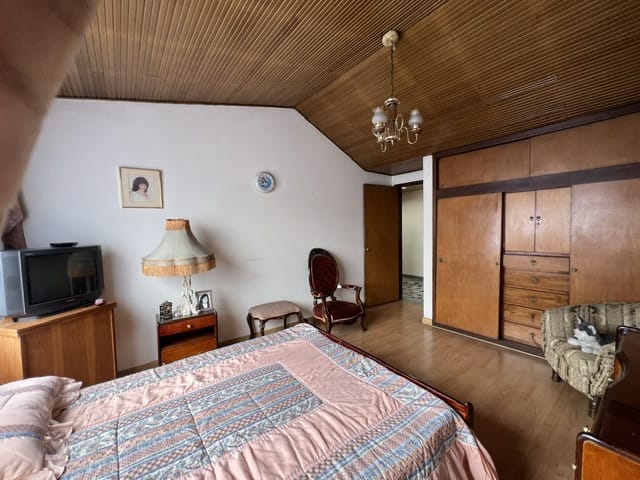 Casa de 5 alcobas en venta en Balcones Del Salitre, Bogotá, 350 m² · foto 23 de 24