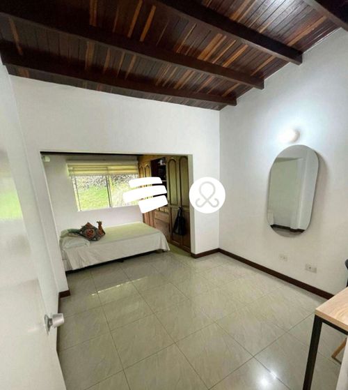 Casa de 3 alcobas en venta en Calasanz Parte Alta, Medellín, 130 m² · foto 5 de 6
