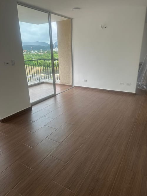 Apartamento de 2 alcobas en venta en Ricaurte, Ricaurte, 53 m² · foto 3 de 23