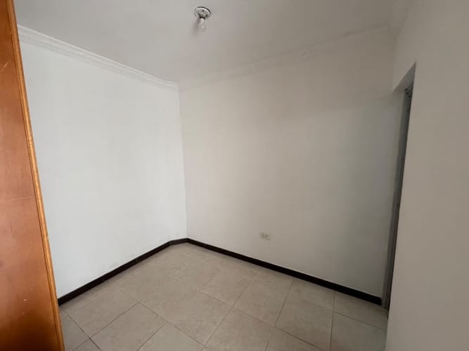 Casa de 4 alcobas en venta en Las Flores, Envigado, 106 m² · foto 8 de 24