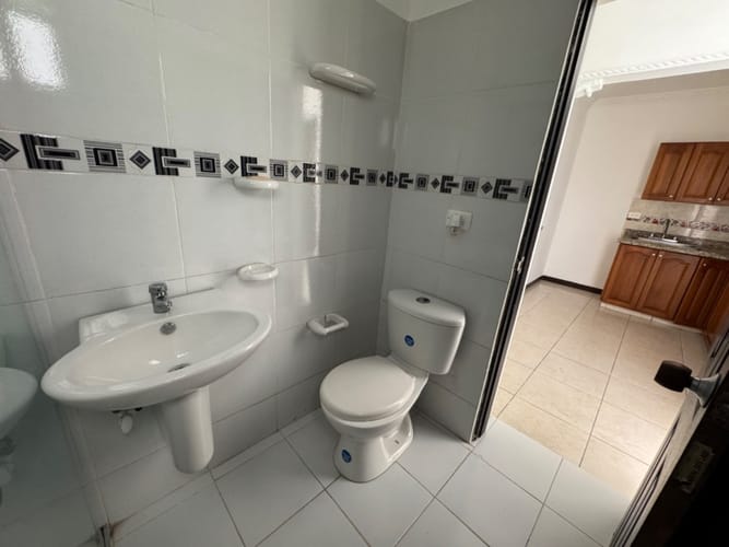 Casa de 4 alcobas en venta en Las Flores, Envigado, 106 m² · foto 12 de 24