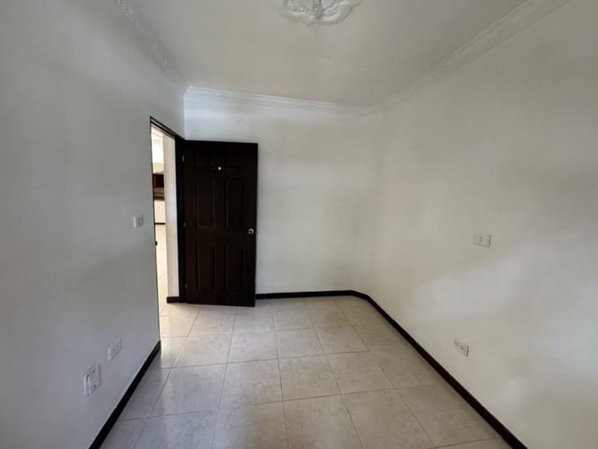 Casa de 4 alcobas en venta en Las Flores, Envigado, 106 m² · foto 24 de 24