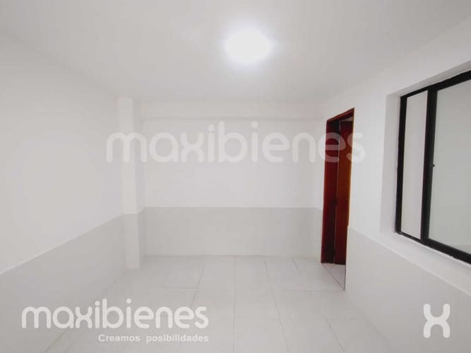 Casa de 7 alcobas en venta en Calasanz, Medellín, 220 m² · foto 5 de 18