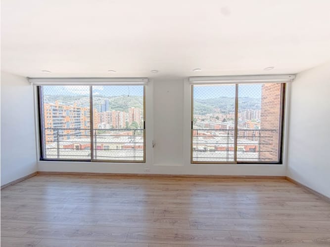 Apartamento de 3 alcobas en venta en Cedritos, Bogotá, 110 m² · foto 2 de 16