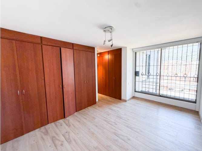 Apartamento de 3 alcobas en venta en Cedritos, Bogotá, 110 m² · foto 8 de 16
