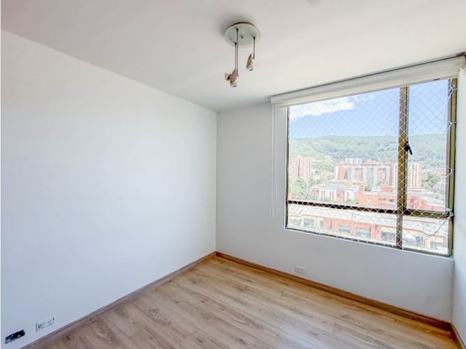 Apartamento de 3 alcobas en venta en Cedritos, Bogotá, 110 m² · foto 9 de 16