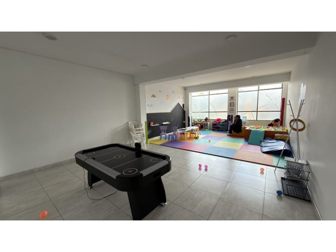 Apartamento de 3 alcobas en venta en Cedritos, Bogotá, 110 m² · foto 16 de 16