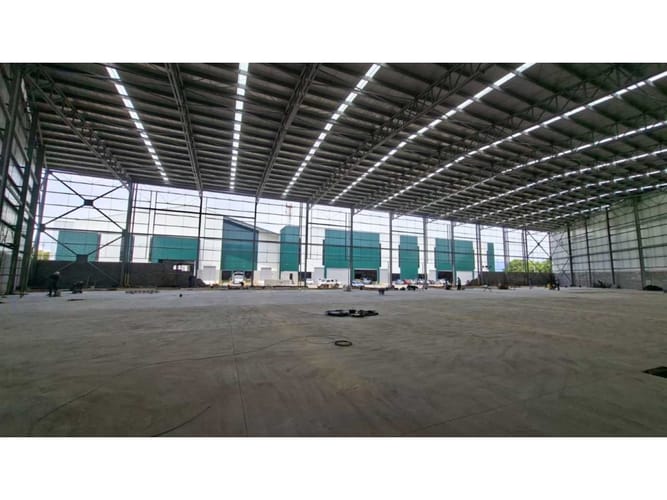 Bodega en arriendo en Cerritos, Pereira, 3200 m² · foto 2 de 5