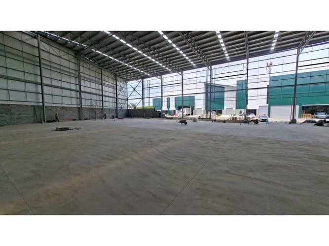 Bodega en arriendo en Cerritos, Pereira, 3200 m² · foto 3 de 5