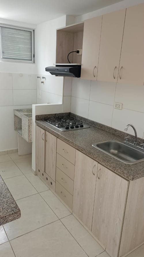 Apartamento de 3 alcobas en venta en Alarcon, Bucaramanga, 73 m² · foto 10 de 16