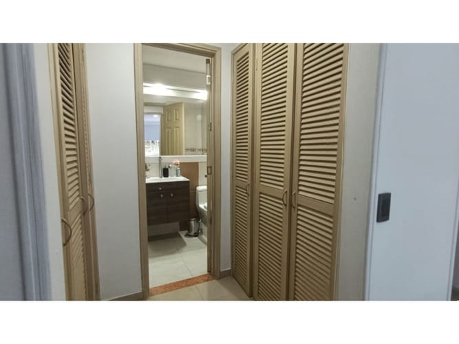 Apartamento de 2 alcobas en venta en Santa Helena, Ibagué, 71 m² · foto 8 de 15