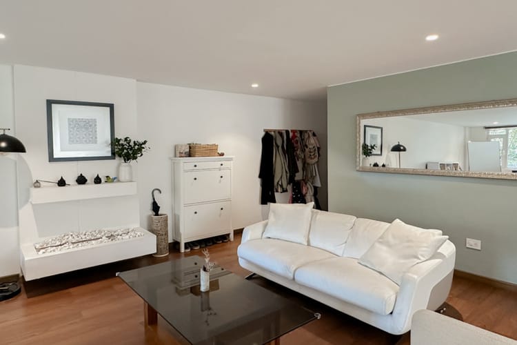 Apartamento de 3 alcobas en venta en El Nogal, Bogotá, 160 m² · foto 3 de 23