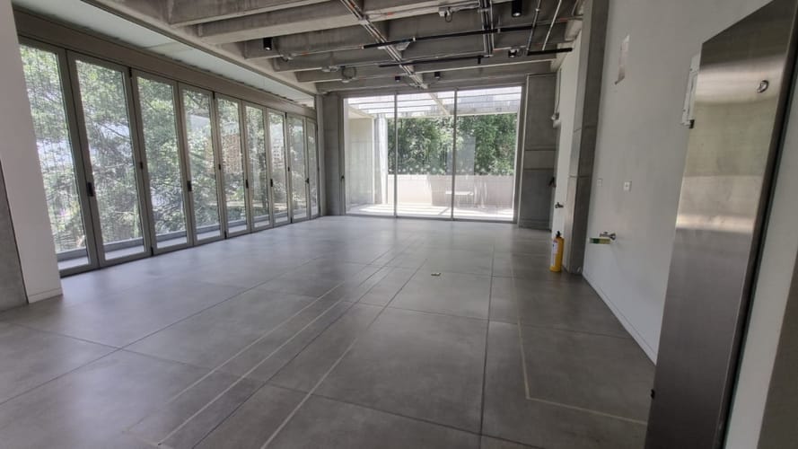 Oficina en arriendo en El Poblado, Medellín, 85 m² · foto 2 de 8