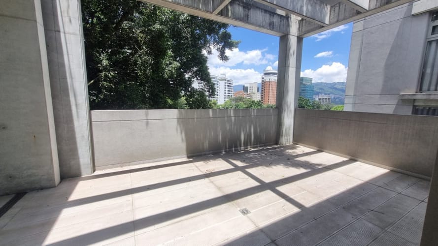 Oficina en arriendo en El Poblado, Medellín, 85 m² · foto 6 de 8
