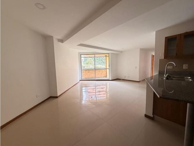 Apartamento de 3 alcobas en venta en Aves Maria, Sabaneta, 112 m² · foto 7 de 24