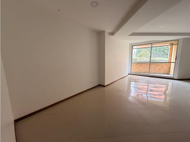 Apartamento de 3 alcobas en venta en Aves Maria, Sabaneta, 112 m² · foto 8 de 24