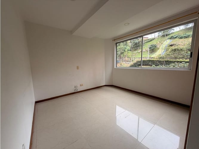 Apartamento de 3 alcobas en venta en Aves Maria, Sabaneta, 112 m² · foto 12 de 24