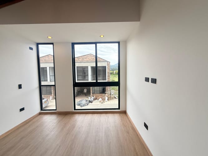 Casa de 4 alcobas en venta en La Ceja, 155 m² · foto 10 de 19