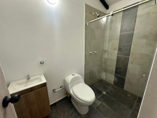 Apartaestudio en arriendo en Zona Centro, Envigado, 18 m² · foto 3 de 3