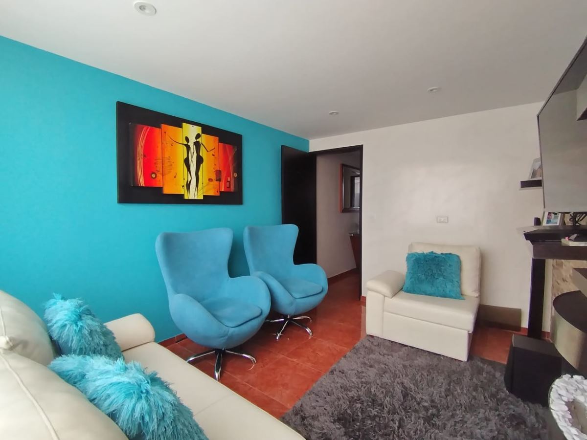 Casa en venta en Villa Elisa, Bogotá · foto 6 de 23