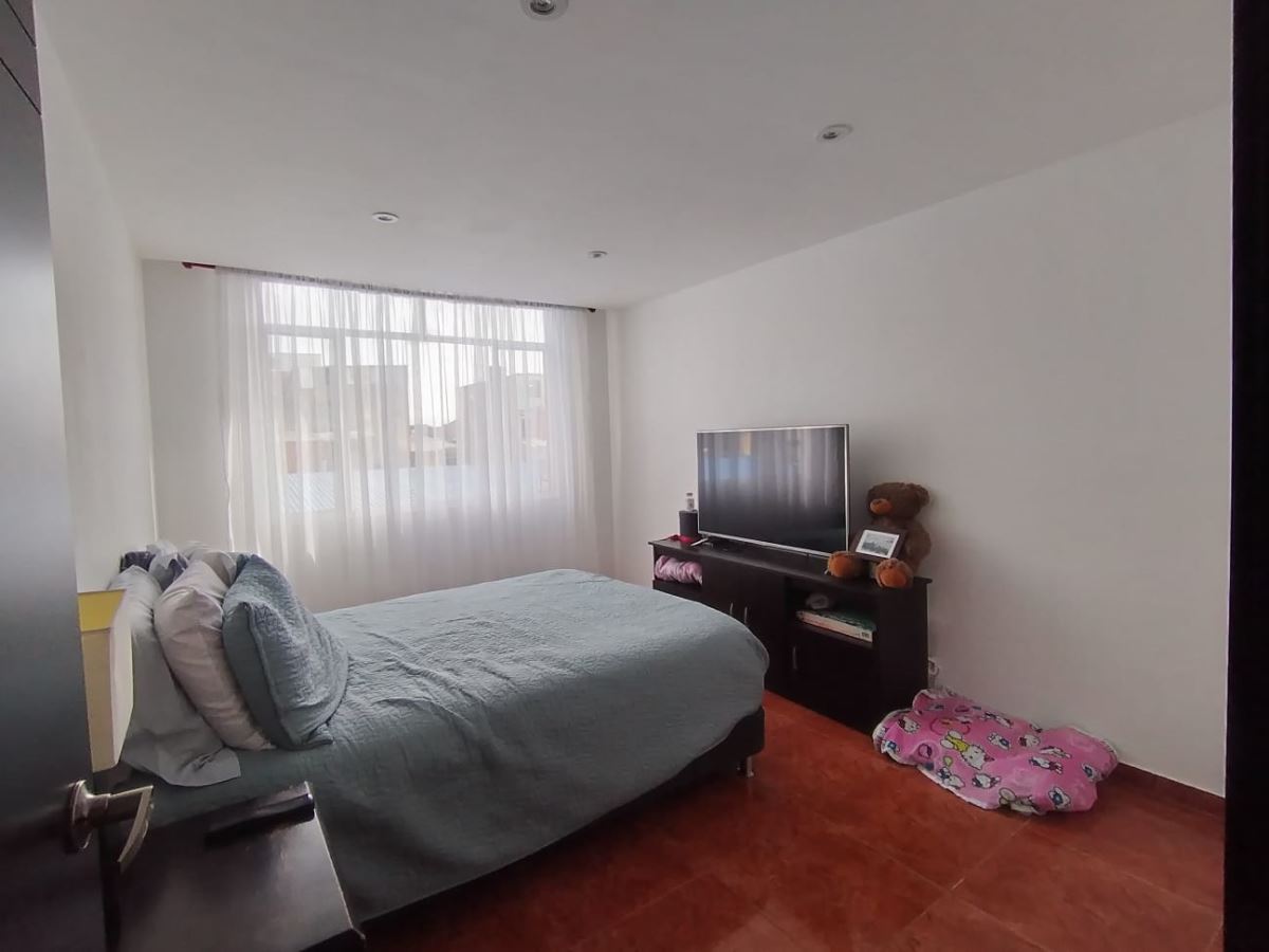 Casa en venta en Villa Elisa, Bogotá · foto 10 de 23