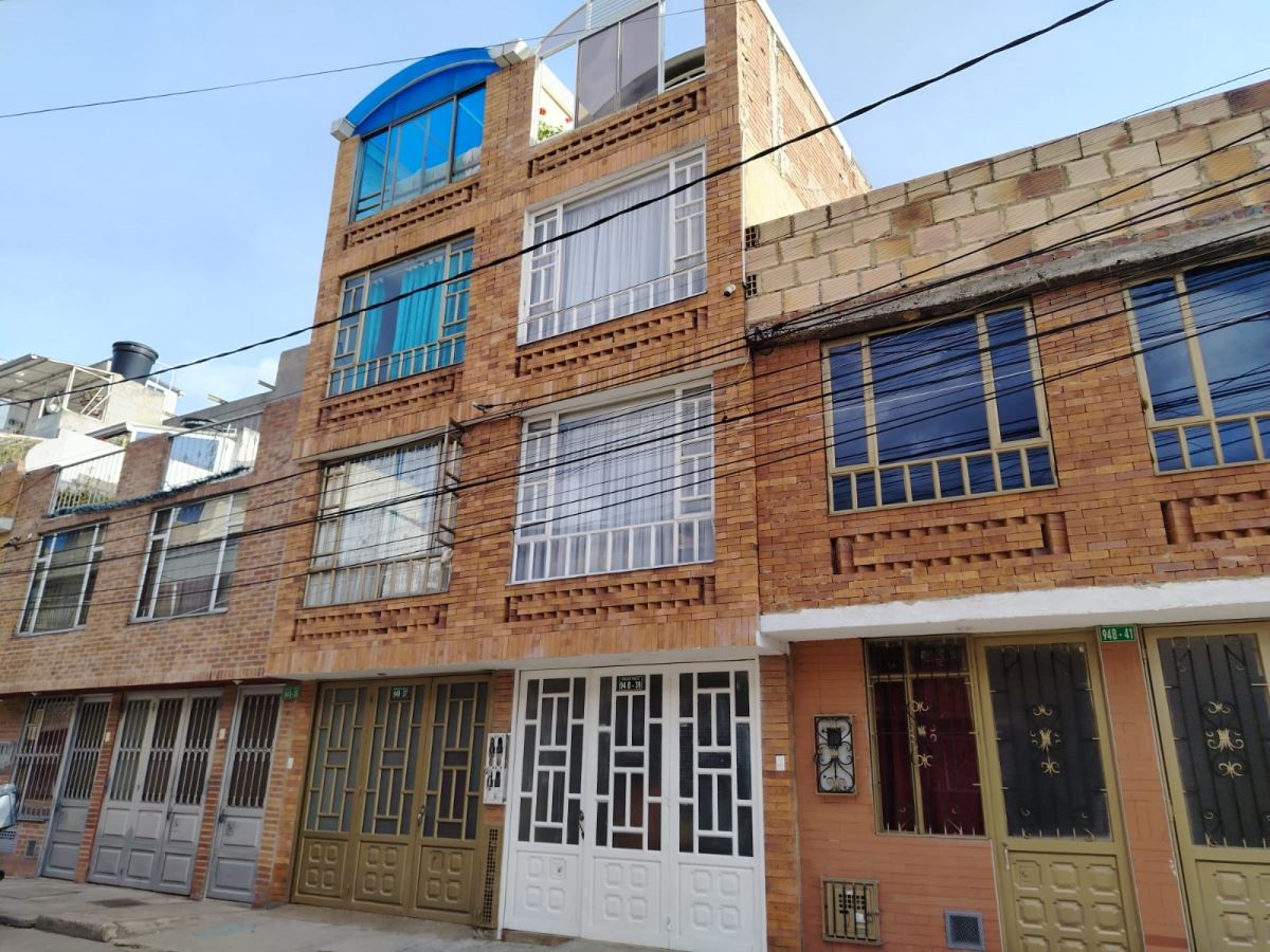 Casa en venta en Villa Elisa, Bogotá · foto 23 de 23