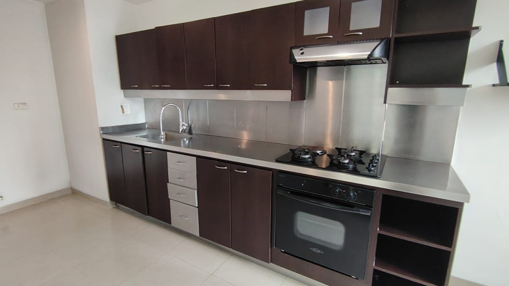Apartamento en arriendo en El Poblado, Medellín · foto 5 de 10