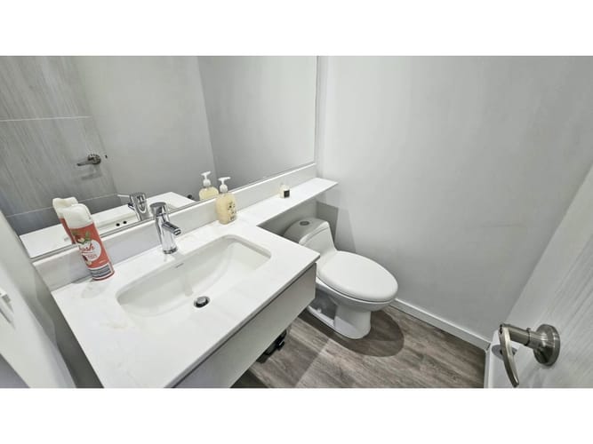Apartamento de 2 alcobas en venta en Lalinde, Medellín, 91 m² · foto 4 de 16