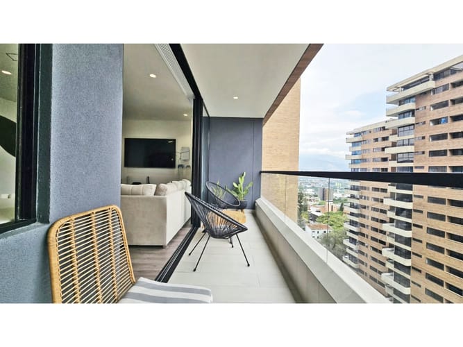Apartamento de 2 alcobas en venta en Lalinde, Medellín, 91 m² · foto 11 de 16