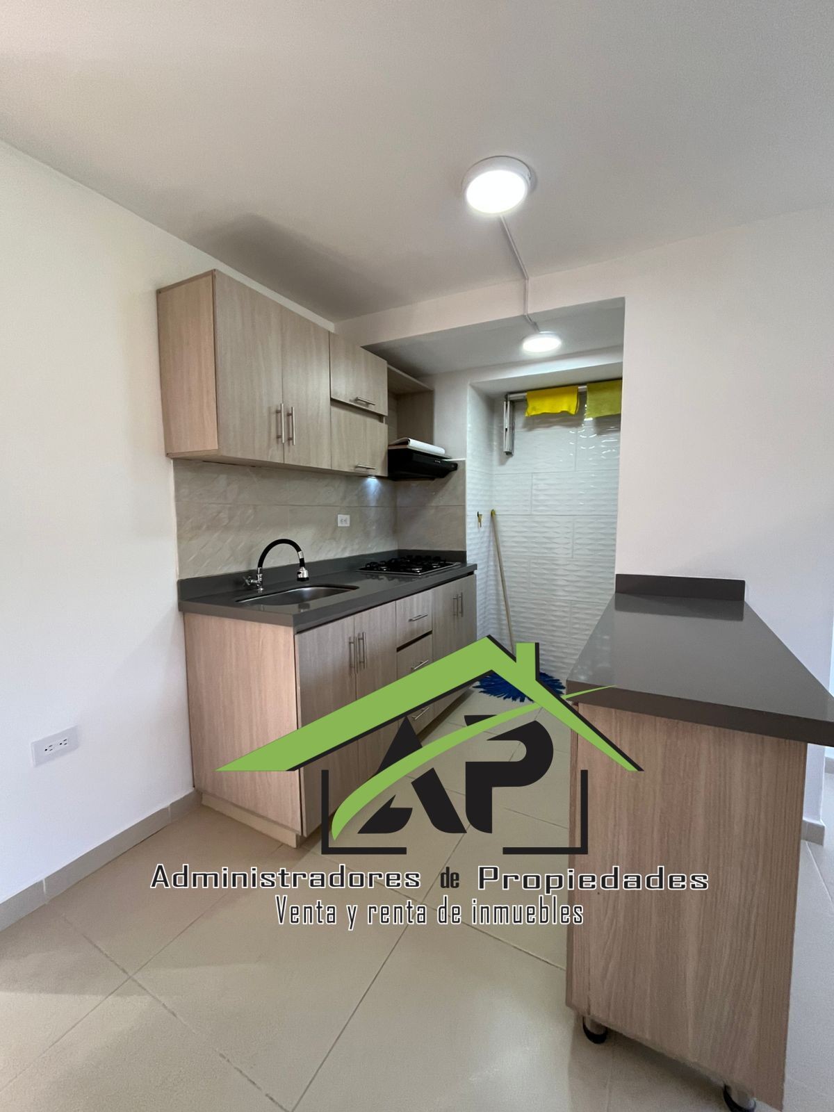 Apartamento en venta en San Antonio De Prado, Medellín · foto 7 de 16